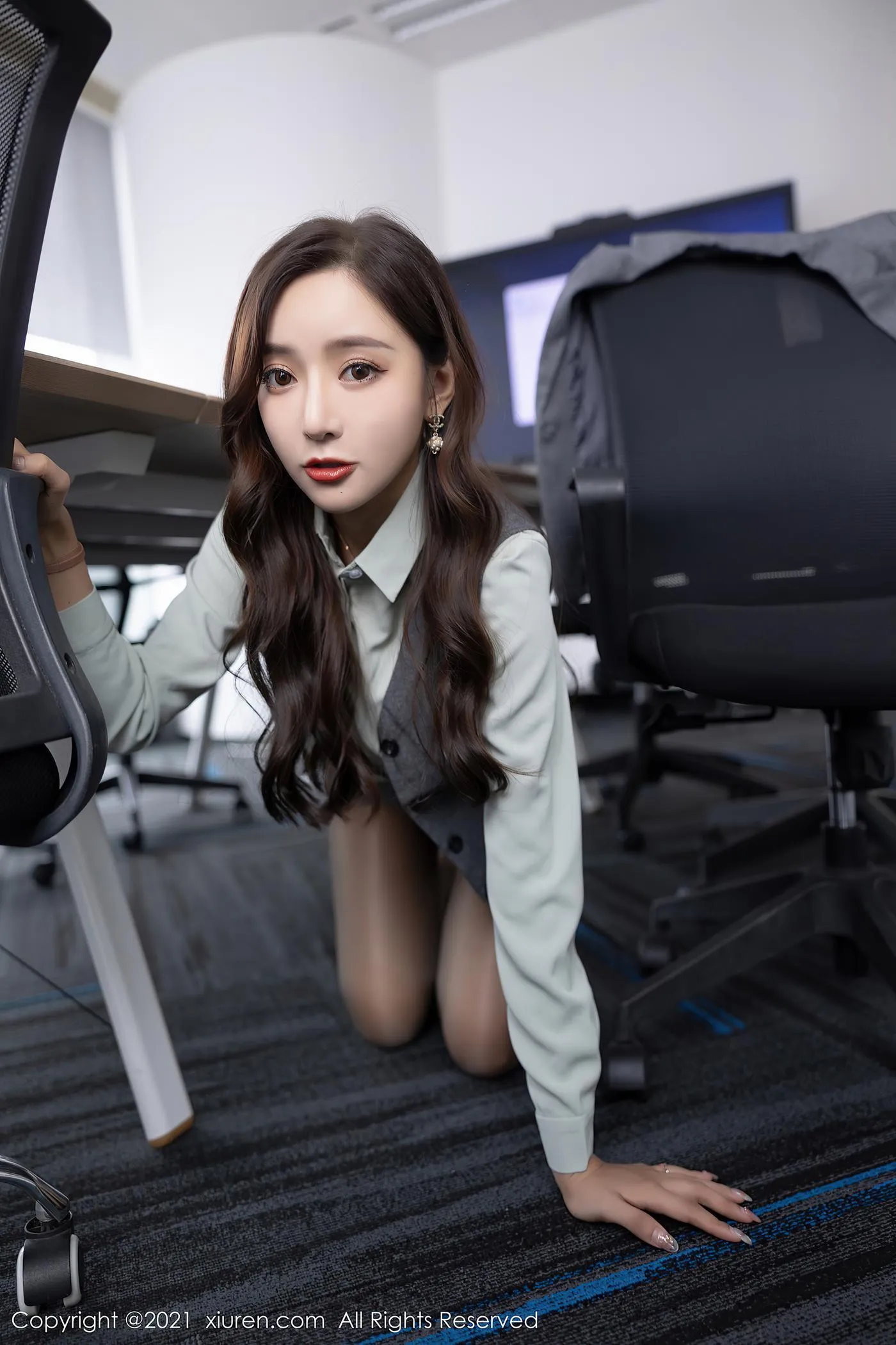 [XIUREN秀人网] 2021.11.22 NO.4251 王馨瑶yanni [81P]插图3